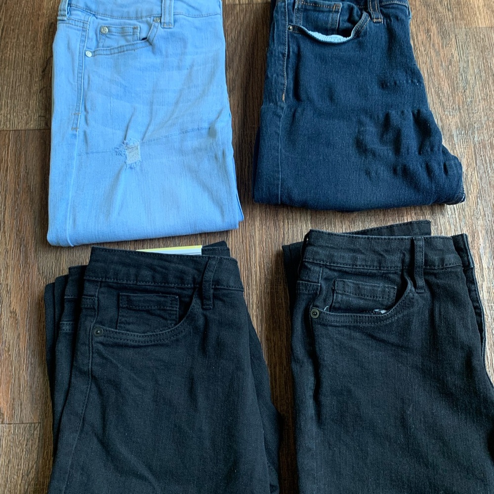 Set of Four Denim Jeans in Blue and Black